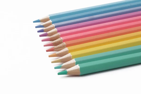Gros Plan Crayons Colorés Éducation Artistique Fournitures Scolaires Isolé Sur — Photo