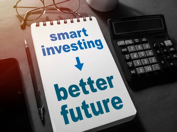 Smart Investing Better Future Texte Typographie Écrite Sur Papier Vie — Photo