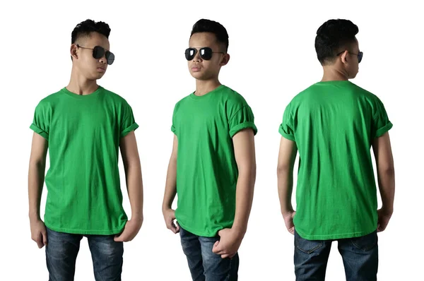 ブランクシャツは 白に隔離された平らな緑のTシャツを着てテンプレート フロント サイドとバックビュー アジアの十代の男性モデルをモック ティーデザインMokupプレゼンテーションのためにプリント — ストック写真