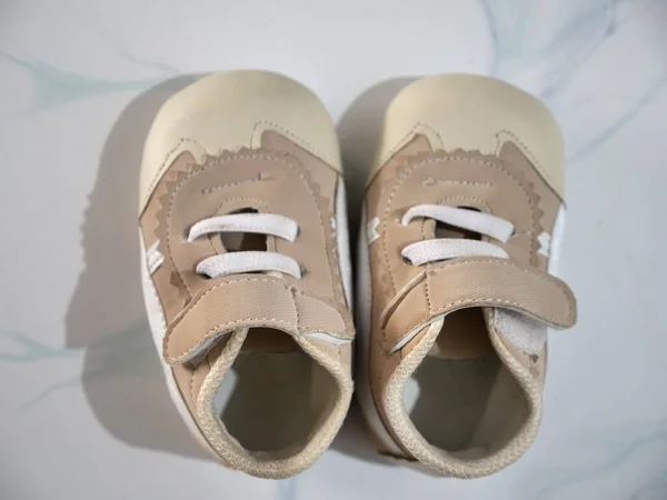 Lindo Bebé Pequeño Bebé Zapatos —  Fotos de Stock