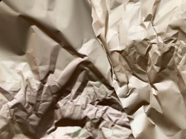  Eski, buruşmuş bej kağıtlar. Kapatın. Bulanık efektli karton dokusu. Kağıt zemin. Metnin için boşluk kopyala