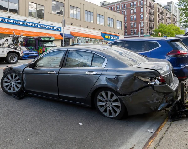 Bronx New York Mai 2023 Beschädigtes Fahrzeug Geparkt Und Wartet — Stockfoto