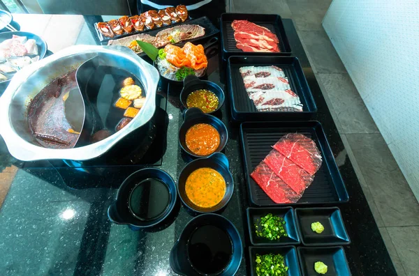 Vista Superior Sukiyaki Shabu Shabu Panela Ebulição Carne Crua Carne — Fotografia de Stock