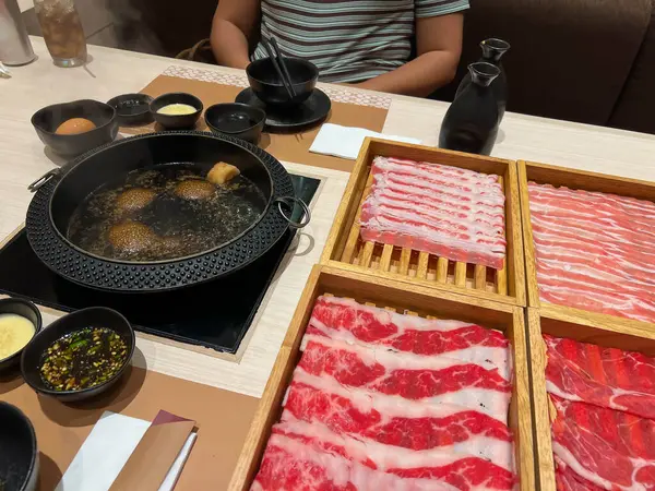 Japon yemeği Shabu shabu