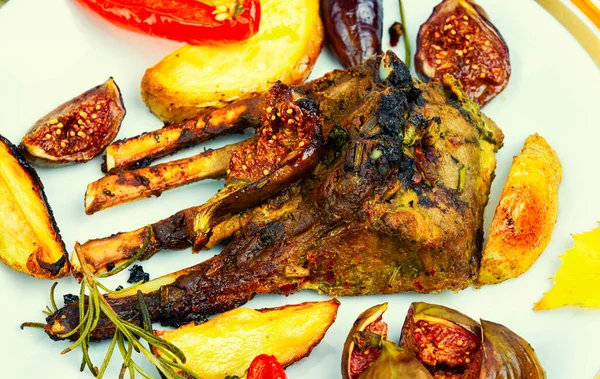 Lamb Meat Ribs Roasted Figs Grilled Lamb Ribs — Stock Photo, Image