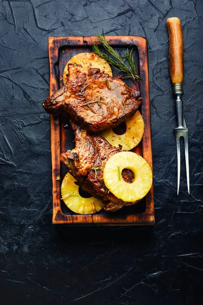 Fresh Juicy Delicious Meat Steak Roasted Pineapple Syrup — Stock Photo, Image