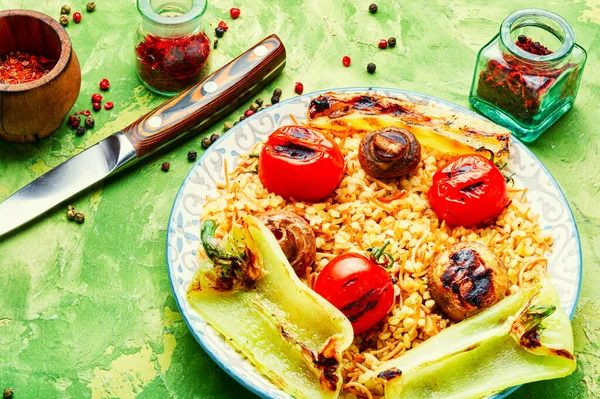 Roasted Tomato Fried Bell Pepper Grilled Mushroom Lunch Rice Garnish — Stock Photo, Image