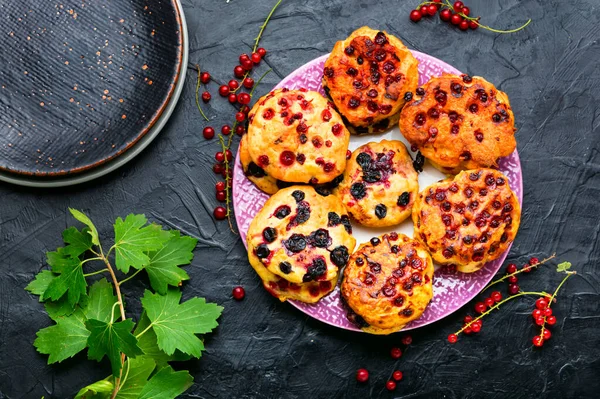 Appetizing Pastry Red Currants Cookie Fruit Berries — Stock Photo, Image