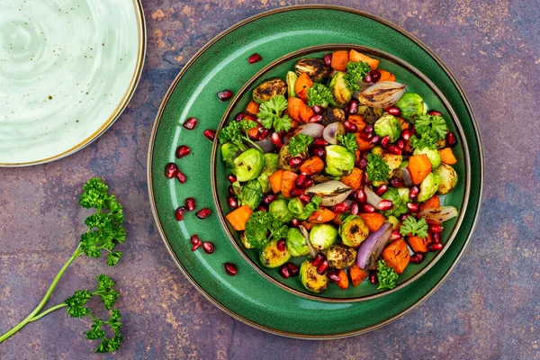 Salad Brussels Sprouts Carrots Garnished Greens Pomegranate Green Plate — Fotografia de Stock