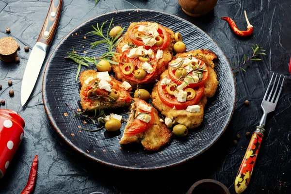 Chicken Chops Tomato Olives Cheese Healthy Keto — Stock Photo, Image