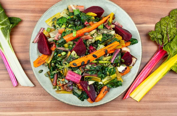 Warm Salad Stewed Chard Beetroot Carrots Pumpkin Seeds Healthy Nutrition — Stock Photo, Image