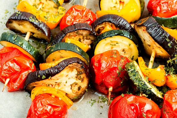 Vegetable Skewers Kebabs Wooden Skewers Vegan Barbecue Menu Close — Stock Photo, Image