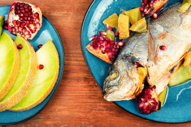 Kavunlu dorado balığı, deniz mahsulü. Üst görünüm.