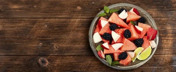 Fresh Juicy Salad Watermelon Blackberry Peach Summer Fruit Diet Salad — Stock Photo, Image