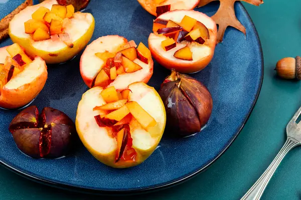 Baked Autumn Apples Figs Homemade Vegan Dessert — Stock Photo, Image