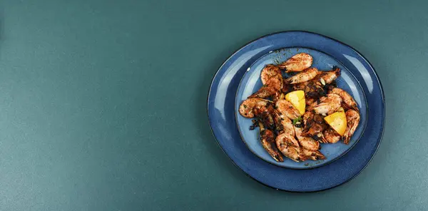 Roasted Unpeeled Shrimp Plate Seafood Dish Copy Space — Stock Photo, Image