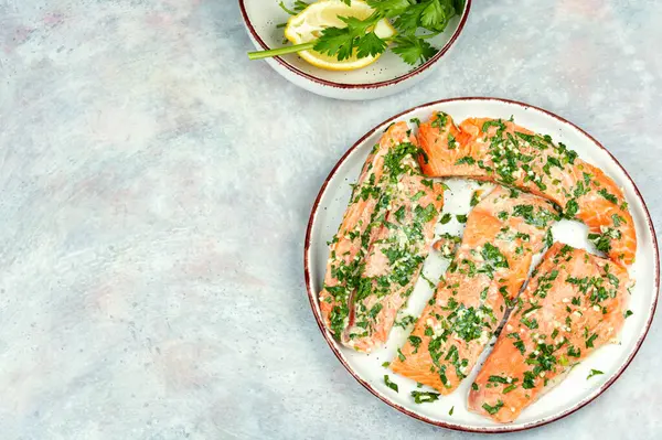Fresh Uncooked Salmon Fish Garlic Green Marinade Ready Baking Top — Stock Photo, Image
