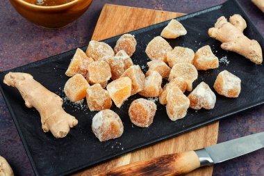 Zencefilli şeker, zencefilli tatlı. Sağlıklı beslenme.