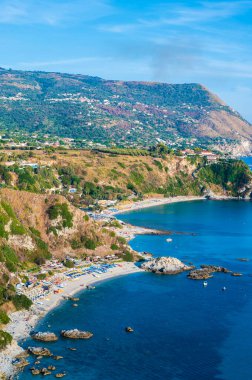 Capo Vaticano 'dan Grotticelle Sahili manzarası Tropea, Calabria - İtalya yakınlarındaki güzel manzara manzarası