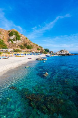 Capo Vaticano 'daki Grotticelle Plajı - Calabria sahilindeki cennet plajı - İtalya' da seyahat yeri