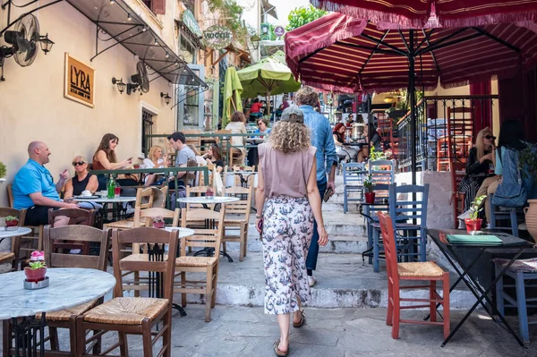 Atina Yunanistan Mayıs 2023 Plaka Bölgesindeki Bir Açık Yemek Alanında Stok Resim