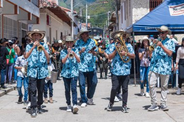 San Joaquin, Santander, Kolombiya, Haziran 09, 2024, geleneksel bir müzik grubu olan 