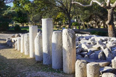 Antik Agora 'daki Mars (Ares) sunağının kalıntıları, veya Atina, Yunanistan' daki pazar yerleri