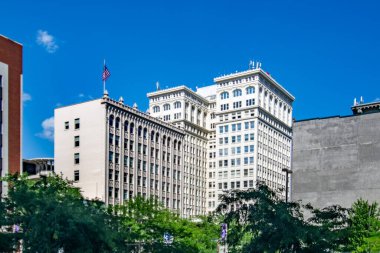 Spokane Washington yazın şehir merkezinde.