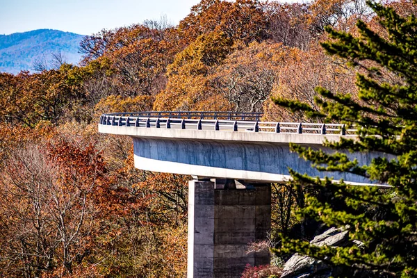 Linn Cove Viadukt Der Nähe Von Grandfather Mountain North Carolina — Stockfoto