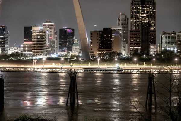 Saint Louis Skyline Van Stad Bij Nacht — Stockfoto