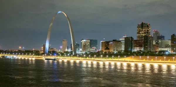 Saint Louis Stadens Silhuett Natten — Stockfoto
