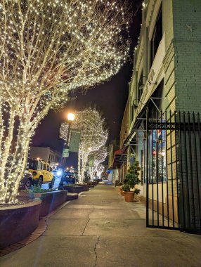 Belmont NC 'de Noel zamanı serin akşam kış sahneleri