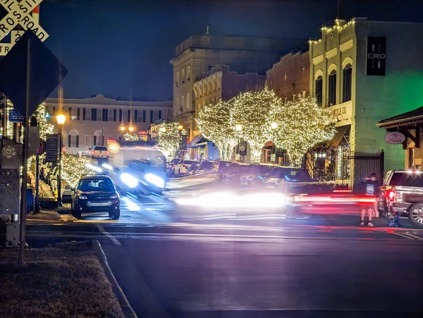 ベルモントのクリスマスの間の涼しい夜の冬のシーンNc — ストック写真