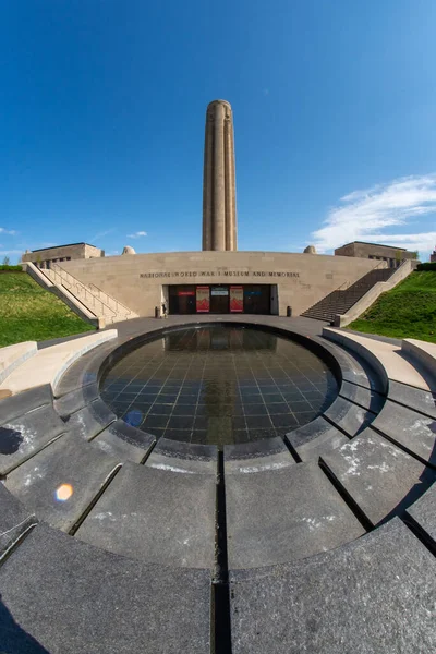 堪萨斯城第一次世界大战自由纪念馆建于1926年 — 图库照片