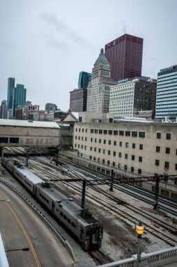 Güzel Chicago şehir silüeti ve şehir sokak manzaraları