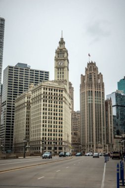 Güzel Chicago şehir silüeti ve şehir sokak manzaraları