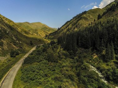 güzel vadi manzarası Issyk kul gölü bölgesi ve Orta Asya 'da bishkek