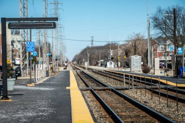 Chicago 'ya giden yoğun bir tren var.