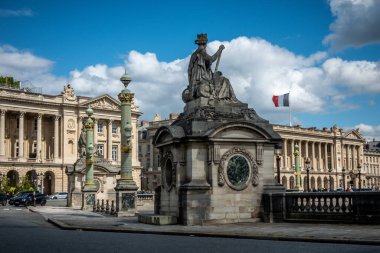 Paris Fransa sokak sahneleri gün ışığında