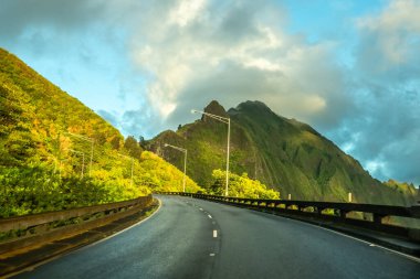Hawaii 'deki Oahu Adası' ndaki Pali Gözcüsü 'nden bir panoramik hava görüntüsü..