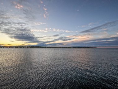 Cape Cod Martha'nın üzüm bağı, Massachusetts adanın bakan görünümü