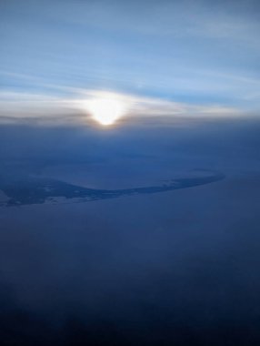 Sabahın erken saatlerinde Cape Cod Massachusetts üzerinde uçuyorum.