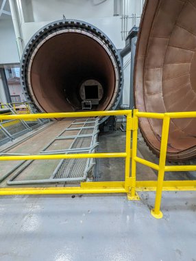 Fabrikada üretilen parçaların iyileştirilmesi için otomatik klavye açıldı.