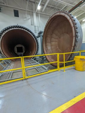 Fabrikada üretilen parçaların iyileştirilmesi için otomatik klavye açıldı.