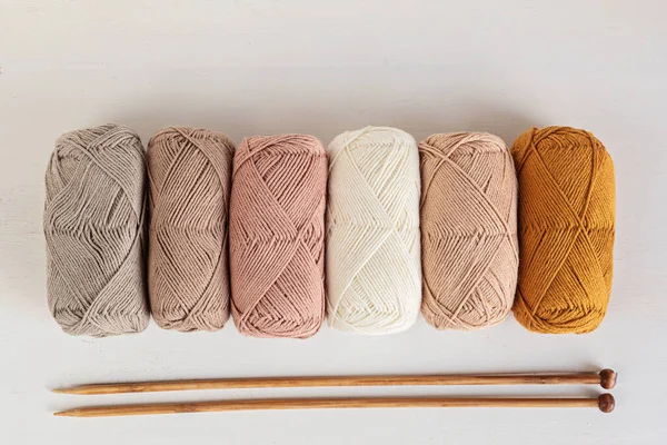 Craft Knitting Hobby Background Yarn Natural Colors Recomforting Hobby Reduce — Stockfoto