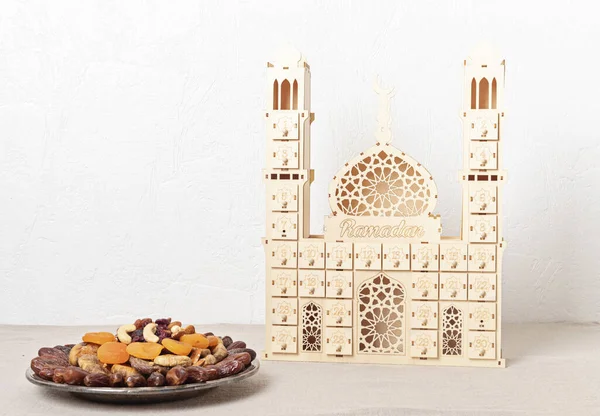 Ramadan Kareem Iftar Muzułmańskie Jedzenie Pomysł Wakacje Kalendarz Adwentowy Dekoracja — Zdjęcie stockowe