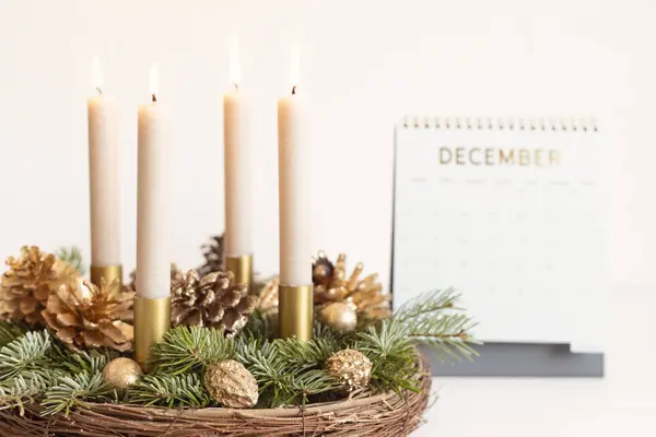 Handmade Modern Advent Wreath Four Candles Lit Every Sunday Christmas — Stock Photo, Image
