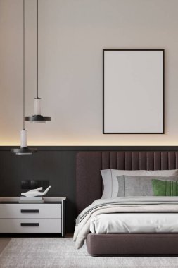 Minimalist Yatak Odası İçi Boş Poster Çerçeveleri ve Konforlu Işıklandırma