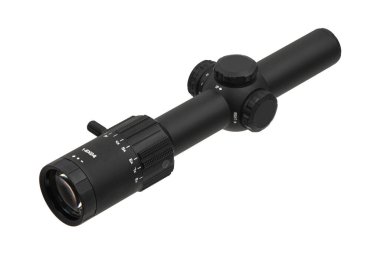 Keskin nişancı tüfekleri için modern optik görüş. Uzun mesafeden ateş etmek için nişan alma cihazı. Beyaz arkaplanda izole et.