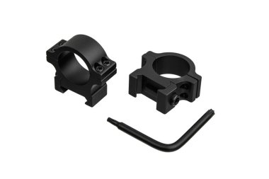 Beyaz arka planda izole edilmiş bir tüfeğin dürbünü için yapılmış hızlı bir bağlantı kopması. Keskin nişancı Dürbünü Hızlıca Bırak.